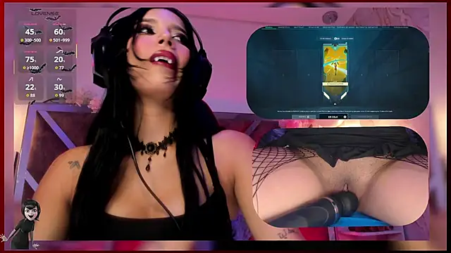 Snapshot of SweetieCloe_ chatting on October 15, 2025, 9:34 pm SweetieCloe online show from October 15, 2025, 9:34 pm