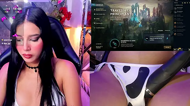 Snapshot of SweetieCloe_ chatting on March 19, 2025, 12:59 am SweetieCloe online show from March 19, 2025, 12:59 am