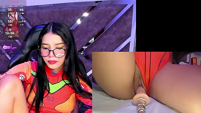 Snapshot of SweetieCloe_ chatting on March 21, 2025, 9:34 pm SweetieCloe online show from March 21, 2025, 9:34 pm