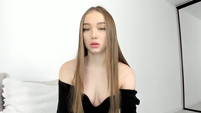 Sweet-bb online show from February 2, 2026, 5:56 pm