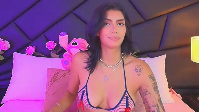 Snapshot of DeuxGold chatting on October 10, 2025, 4:13 am DeuxGold online show from October 10, 2025, 4:13 am