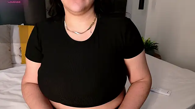 Harmonybabe  online show from September 24, 2025, 11:17 am