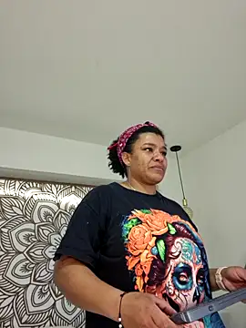 Selket11 online show from November 10, 2025, 11:37 am