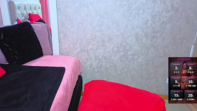 bianca milfsexy online show from March 27, 2026, 8:54 pm