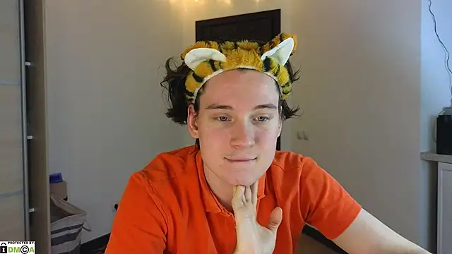 MoreRealAlex online show from February 10, 2025, 10:30 pm