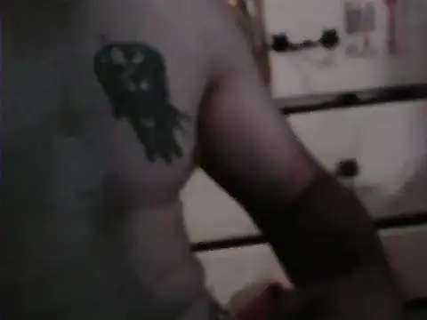 Snapshot of robeaulieu02 chatting on October 1, 2025, 6:29 am robeaulieu02 online show from October 1, 2025, 6:29 am