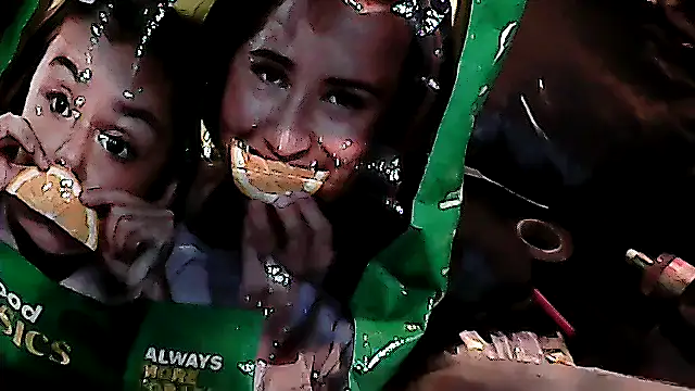 Snapshot of robeaulieu02 chatting on September 27, 2025, 5:08 pm robeaulieu02 online show from September 27, 2025, 5:08 pm