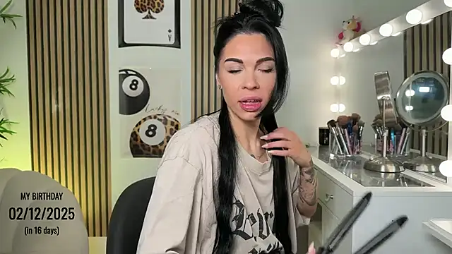 NattyFierros online show from November 16, 2025, 8:08 am