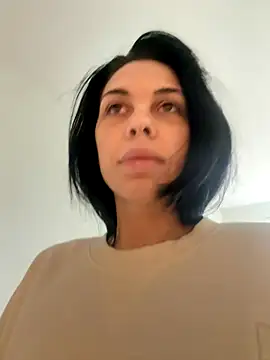 NattyFierros online show from December 3, 2025, 6:51 pm