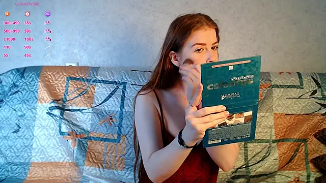 Snapshot of KatalinaAmore chatting on October 16, 2025, 3:20 pm KatalinaAmore online show from October 16, 2025, 3:20 pm