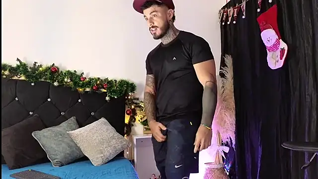 Snapshot of john_cartter1 chatting on November 13, 2025, 12:53 pm john cartter1 online show from November 13, 2025, 12:53 pm