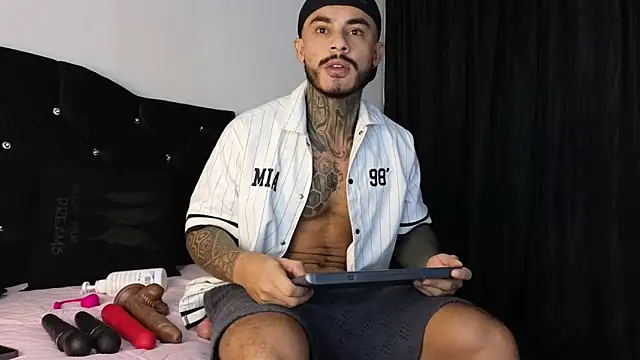 john cartter1 online show from March 12, 2025, 11:10 am