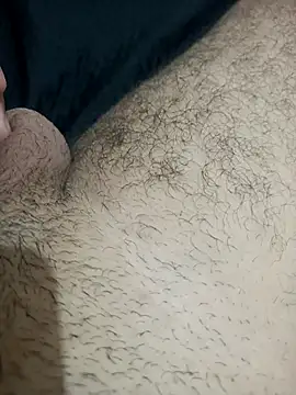 rodrig3105 online show from November 30, 2025, 4:13 am