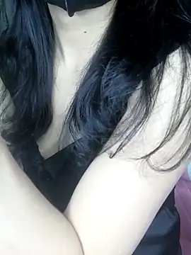 Snapshot of _Linez_ chatting on March 14, 2025, 5:13 pm Linez online show from March 14, 2025, 5:13 pm