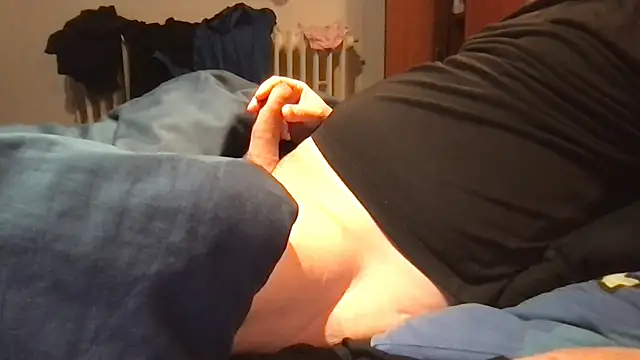 Snapshot of Geilerjung69 chatting on November 21, 2025, 5:28 am Geilerjung69 online show from November 21, 2025, 5:28 am