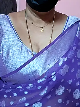 ananya956 online show from November 2, 2025, 5:07 pm