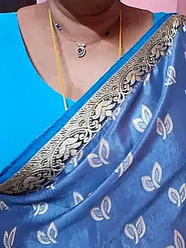 ananya956 online show from June 3, 2026, 5:41 am