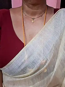 ananya956 online show from November 7, 2025, 12:48 am