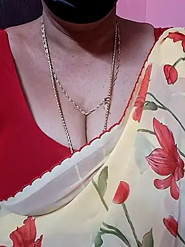 ananya956 online show from December 18, 2025, 4:28 am