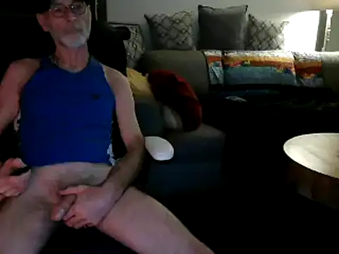 Snapshot of Towndude123 chatting on January 15, 2026, 8:07 am Towndude123 online show from January 15, 2026, 8:07 am