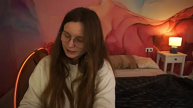 MagicPeachh  online show from October 2, 2025, 5:55 am