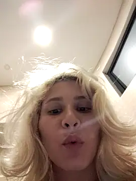 Ramona Flower online show from September 14, 2025, 2:12 am