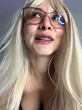 Ramona Flower online show from February 27, 2025, 2:14 am