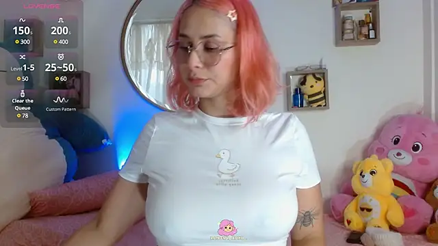 Ramona Flower online show from February 16, 2025, 10:11 pm