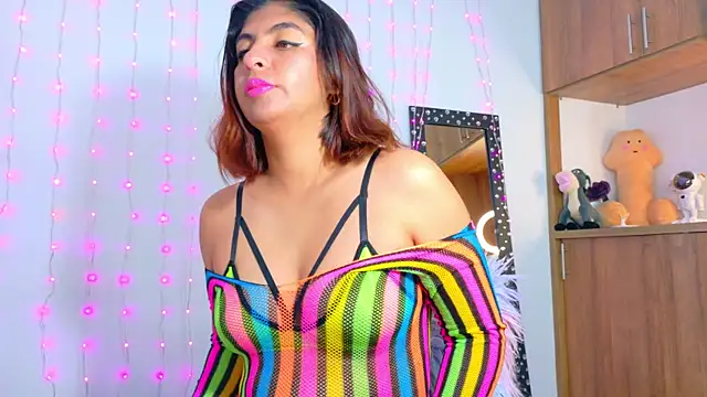 im anna  online show from January 11, 2026, 9:44 pm