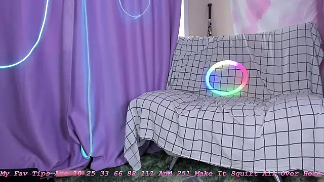 Lexy Lovy online show from October 3, 2025, 6:15 am