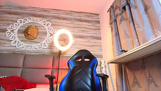 Bella salvatore online show from September 14, 2025, 2:50 pm