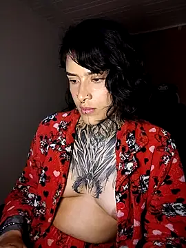 taaylor33 online show from March 4, 2025, 5:32 am