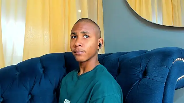 Snapshot of Ethan_Fox11 chatting on March 9, 2025, 2:54 pm Ethan Fox11 online show from March 9, 2025, 2:54 pm