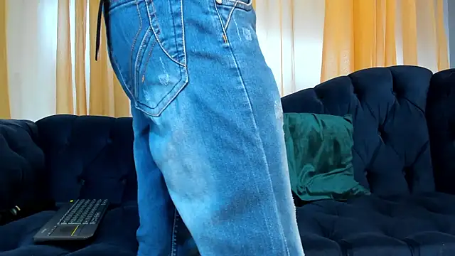 Snapshot of Ethan_Fox11 chatting on March 1, 2025, 2:13 pm Ethan Fox11 online show from March 1, 2025, 2:13 pm