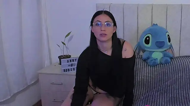 anny roberts online show from December 4, 2025, 11:15 pm