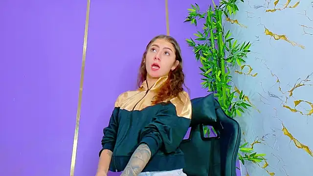 scarlet-jonesx online show from September 26, 2025, 12:39 am