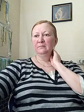 blondyaguar online show from February 26, 2026, 3:45 pm