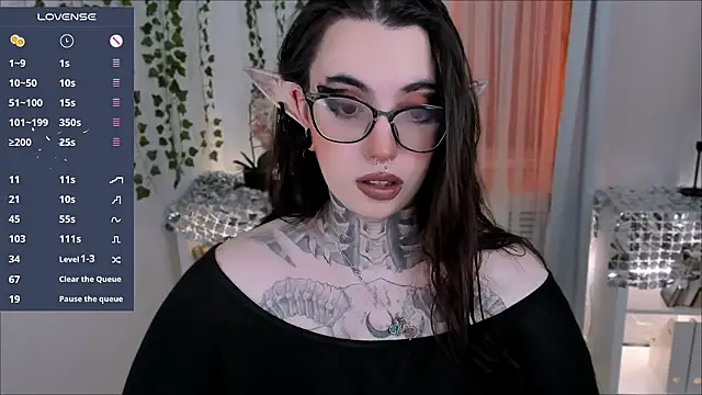 Dixi Pixi  online show from December 19, 2025, 5:43 am