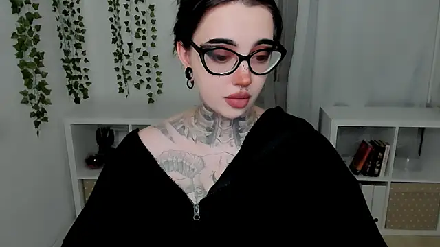 Snapshot of Dixi_Pixi_ chatting on July 10, 2026, 5:40 am Dixi Pixi online show from July 10, 2026, 5:40 am