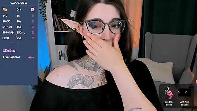 Dixi Pixi  online show from September 14, 2025, 5:41 am