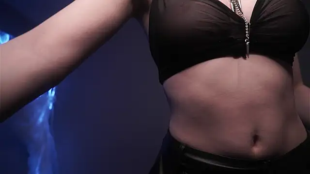 ginger hugs online show from March 5, 2025, 10:21 pm