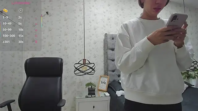 MissSussy online show from March 29, 2026, 11:45 am