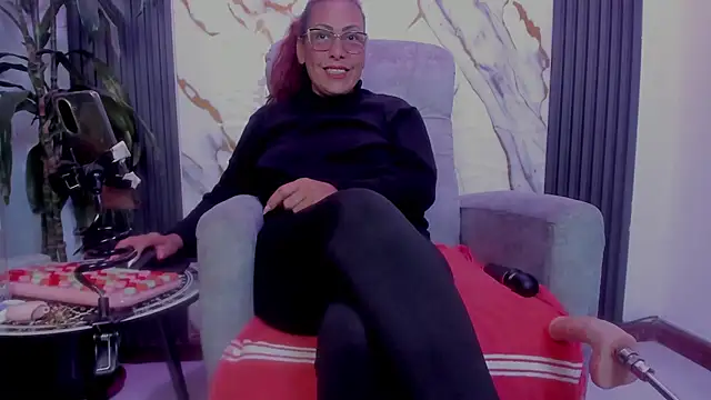 Snapshot of BrendaSex_Hot chatting on June 16, 2026, 10:21 pm BrendaSex Hot online show from June 16, 2026, 10:21 pm