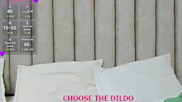 FreyaMoller online show from September 22, 2025, 6:36 pm