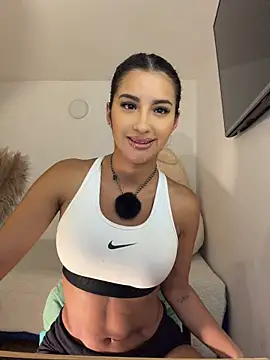 Kimm khalifa online show from April 10, 2026, 1:45 am