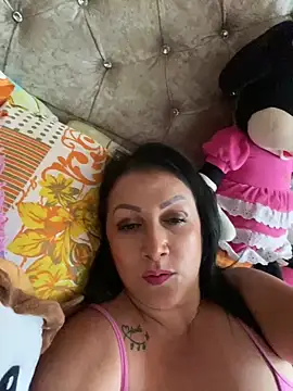 Milk chloe online show from March 11, 2025, 7:25 pm