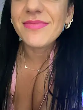 TigrezaSC online show from April 15, 2026, 1:15 pm