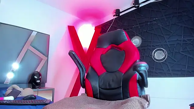 Snapshot of Ivannaakozlov_ chatting on February 11, 2025, 9:25 pm Ivannaakozlov online show from February 11, 2025, 9:25 pm