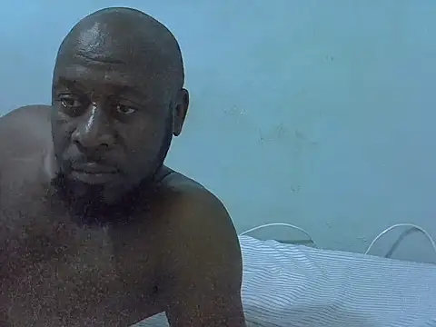 spicy-paul online show from March 19, 2025, 2:57 pm