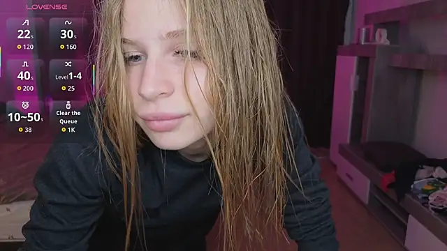 Elis Fox online show from April 5, 2026, 11:06 am